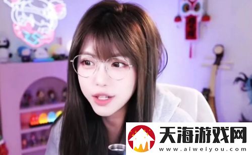 周淑怡直播对观众比手势